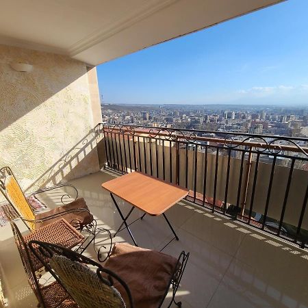 Flat With Balcony On Cascade Apartment Erevan Exterior foto
